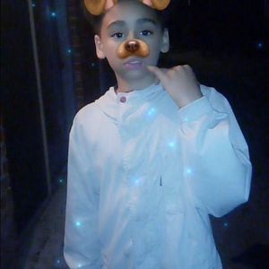 Meet your Posher, Devin